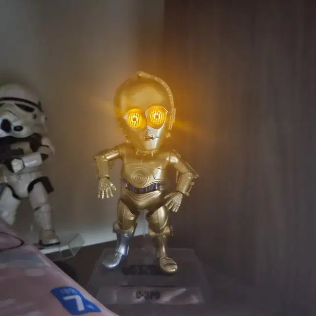 비스트킹덤 c-3po 피규어