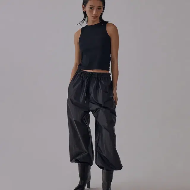 트리밍버드 Glow Nylon Jogger Pants [ Black ]