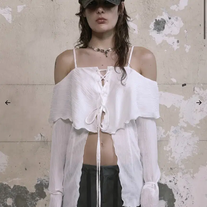 보헴서 Bohemseo VINTAGE RUFFLE BLOUSE