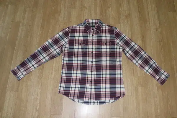 (100)Hedges/Burgundy Navy Check Pocket Shirt