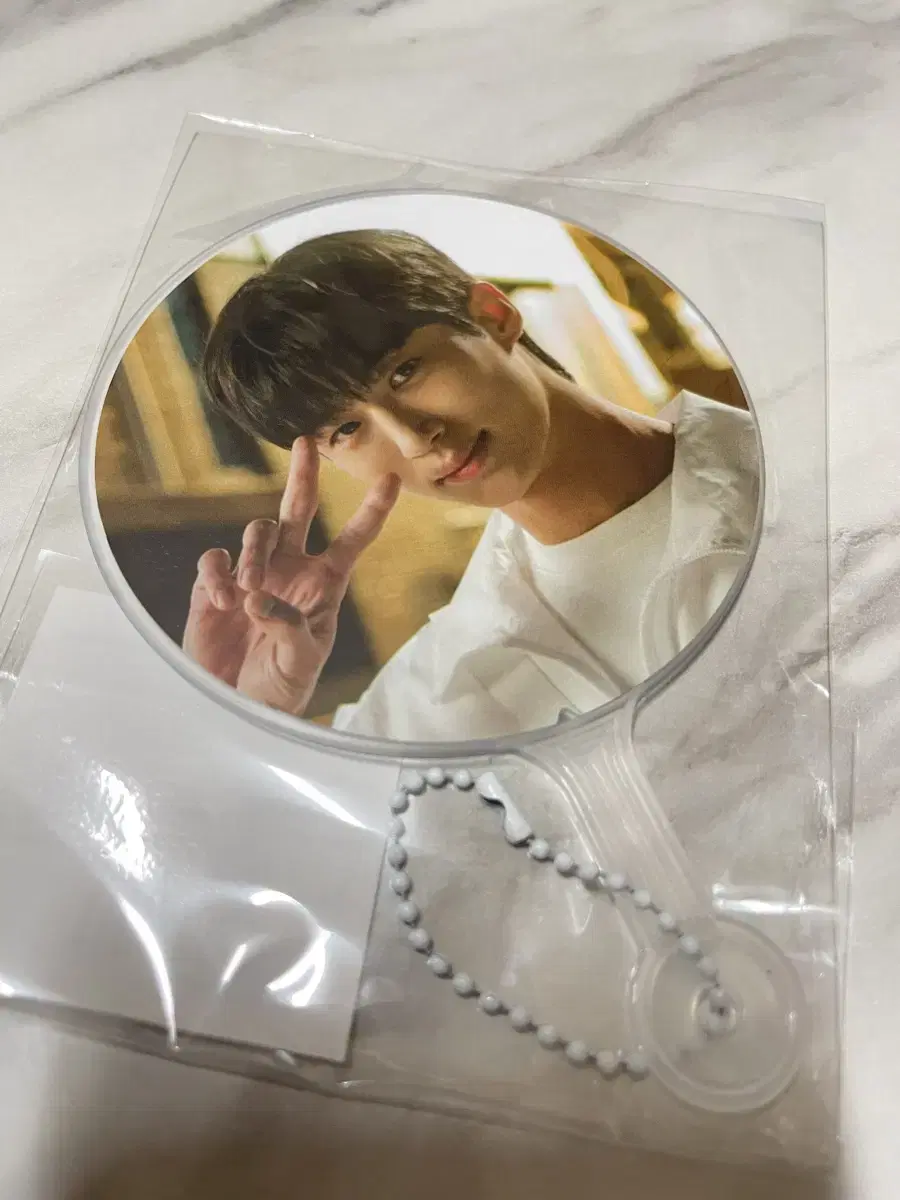 (unsealed) Sunjae Up and Go Mini Fan keyring (Sunjae)