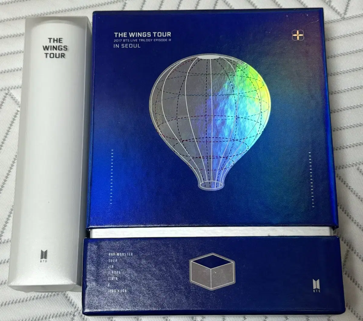 BTS Wings Tour DVD (includes Jungkook photocard, poster )