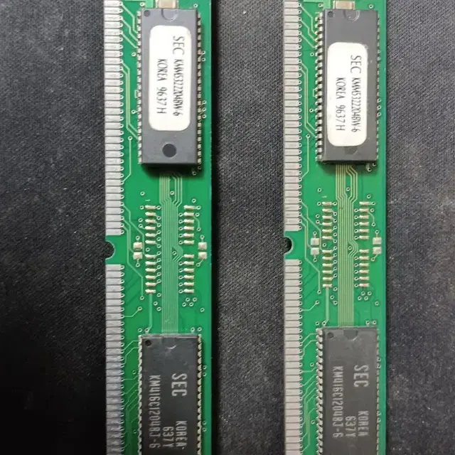 삼성 8MB EDO 72pin RAM KMM5322204BW-6 2개