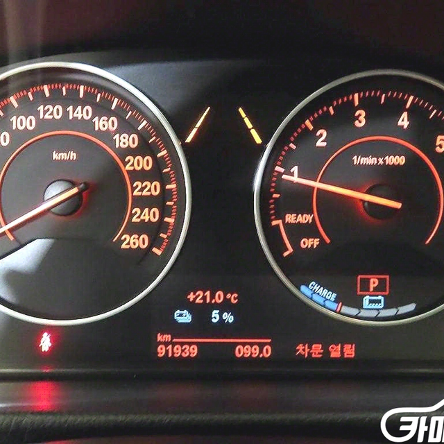 BMW3시리즈 (F30) 330e i퍼포먼스 M 스포츠중고차/전액할부/여