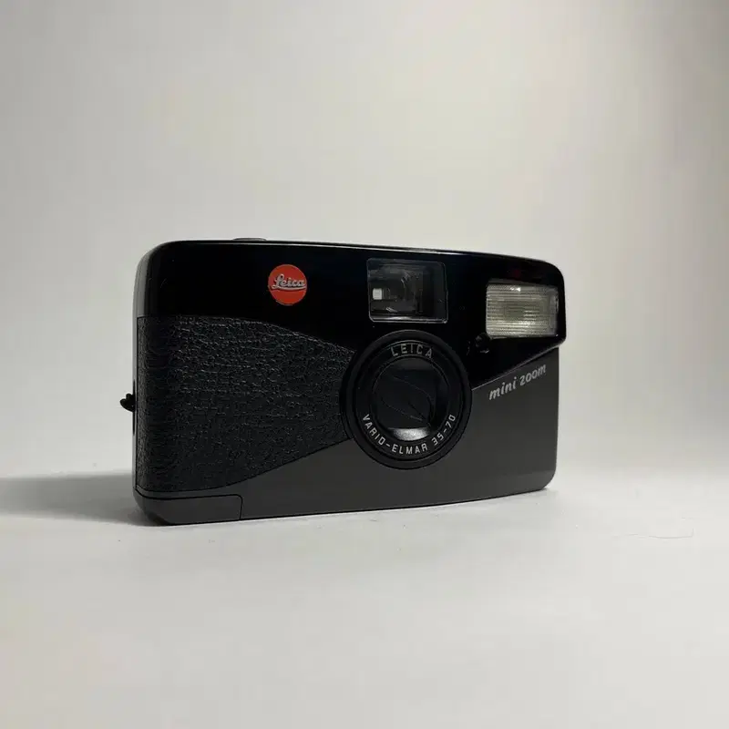 라이카미니줌 (leica mini zoom) 필름카메라