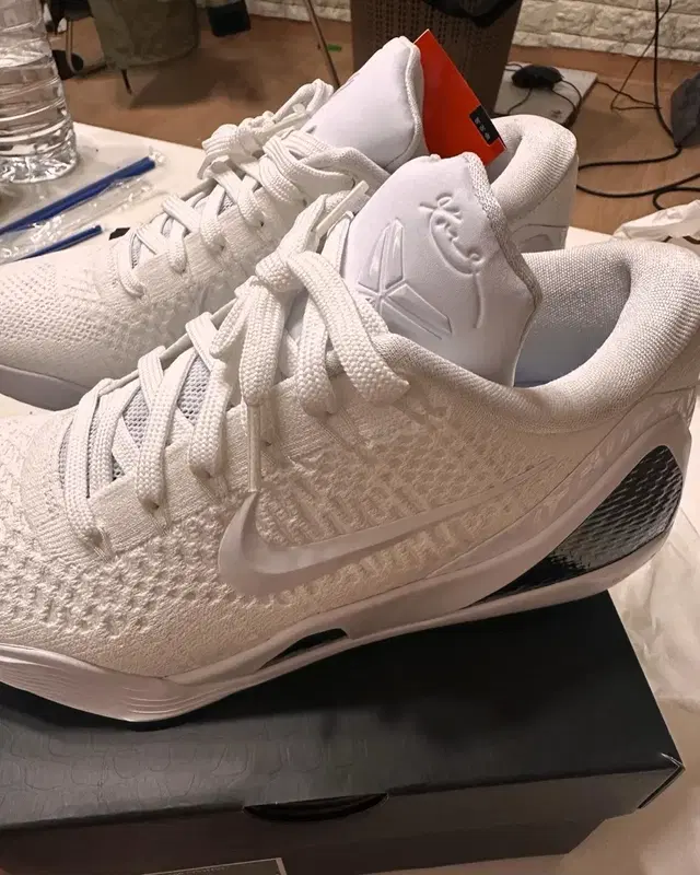 Nike Kobe 9 Elite Low Protro Halo