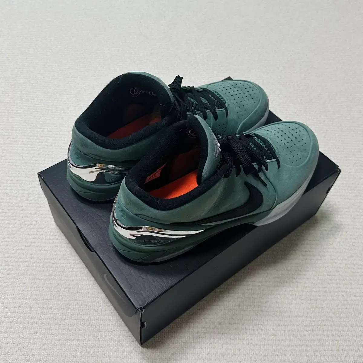 [USED][280] KOBE 4 PROTRO GIRL DAD