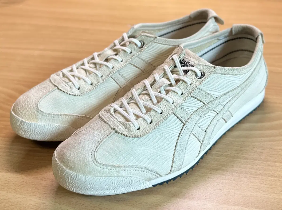 ONITSUKA TIGER MEXICO 66 SD