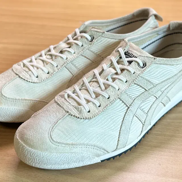 ONITSUKA TIGER MEXICO 66 SD