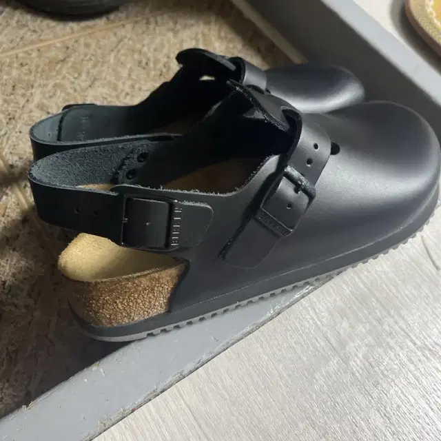 BIRKENSTOCK [남녀공용] Tokio PROF 백스트랩 클로그