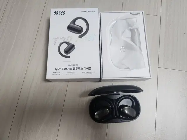 QCY T30 AIR 블루투스 이어폰 판매합니다.