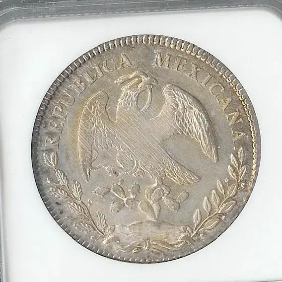 멕시코 1875년 발행 8 Reales 미사용 은화 NGC MS 62