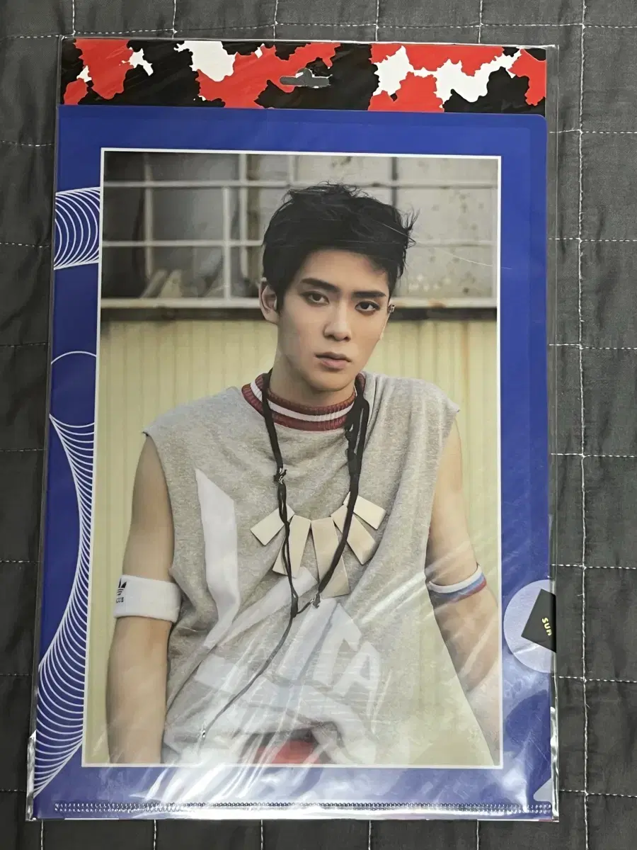 NCT taeyong jaehyun Official Goods l-holder WTS