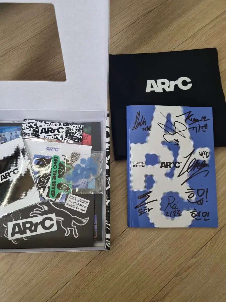 Arc ARrC Autograph signature sign Unavailable album kpop boy group photocard CD