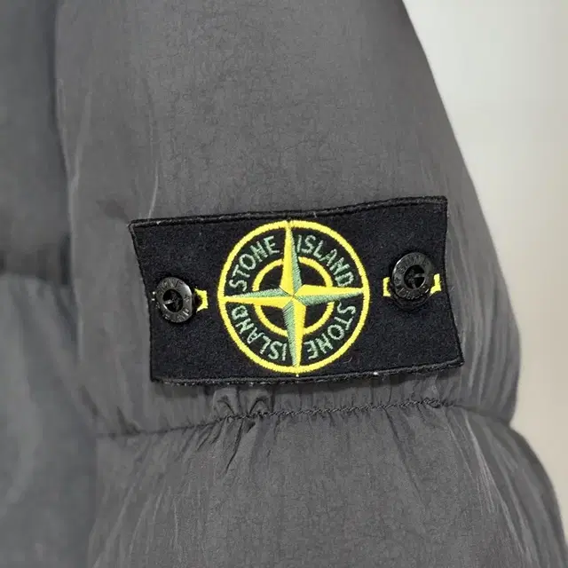 (L) 스톤아일랜드 크링클랩스 롱패딩 18fw stone island