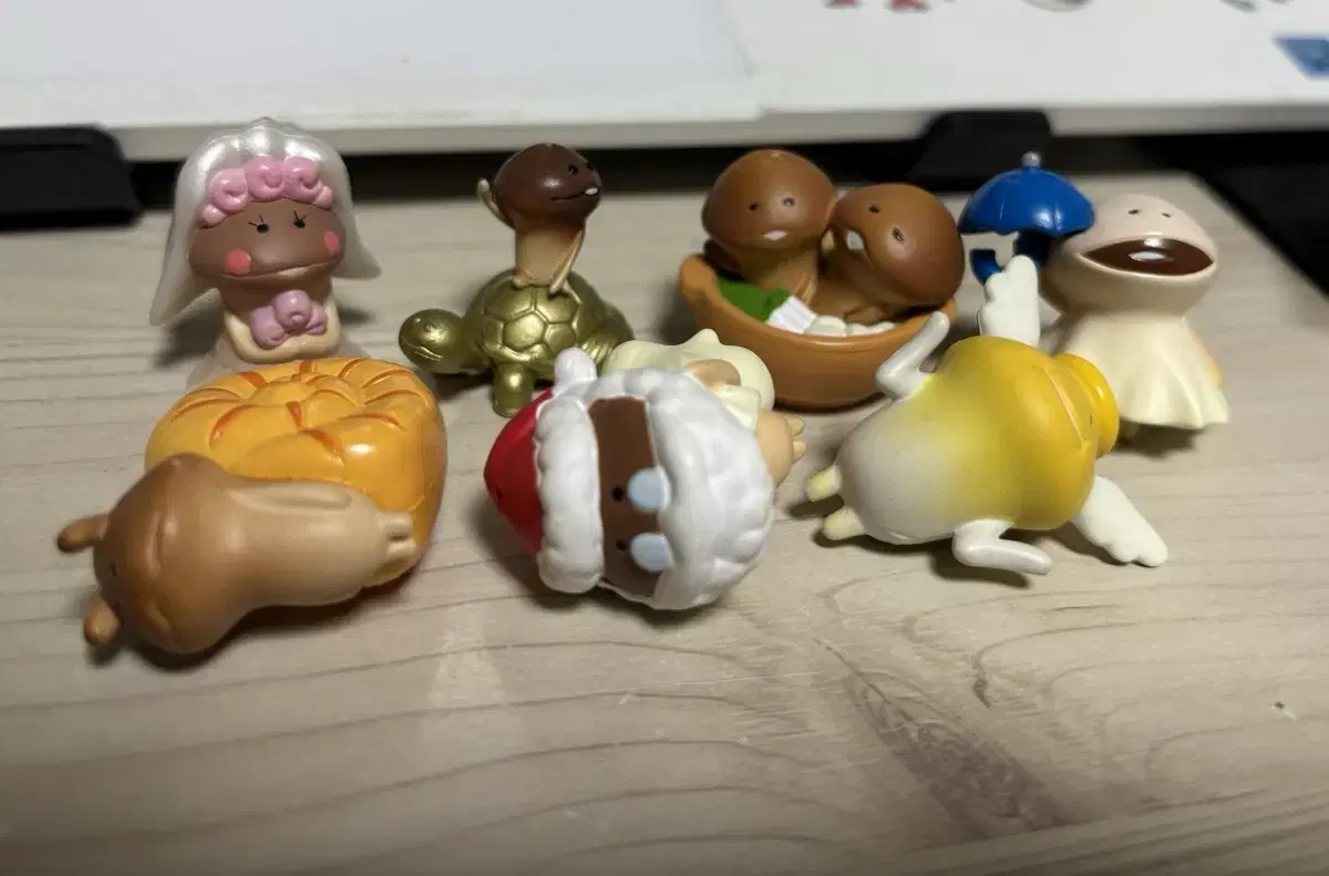 Classic) 8 Nameko Figures