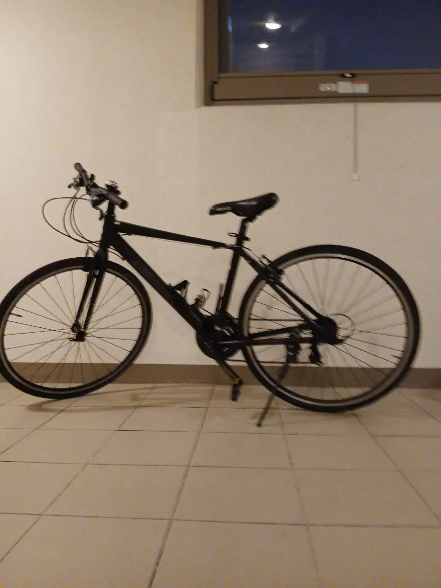 Hybrid 21-speed Negotiable (1,200 won)