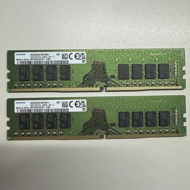 삼성 PC용 16기가 DDR4 3200MHz 양면램 2개 일괄로 팝니다