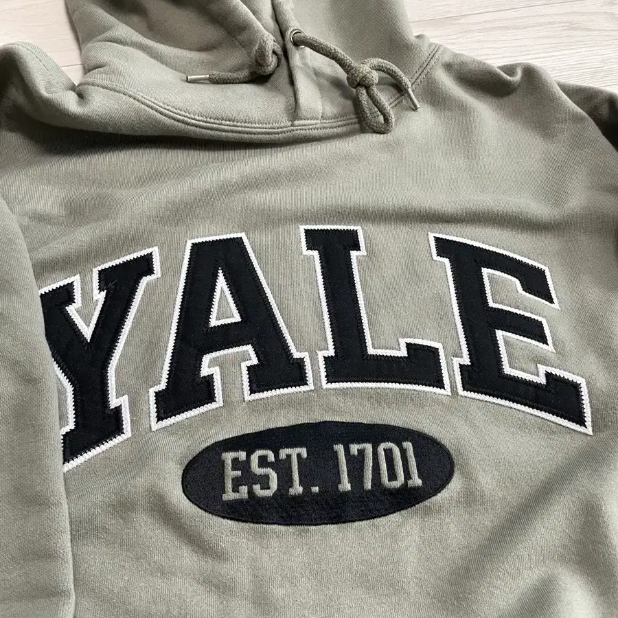 YALE 예일 후드티 L사이즈