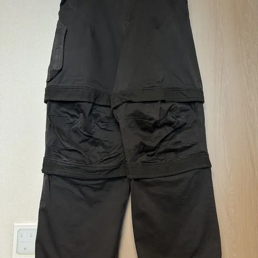 파프롬왓 FAR LAYERED WORK PANTS_CHARCOAL