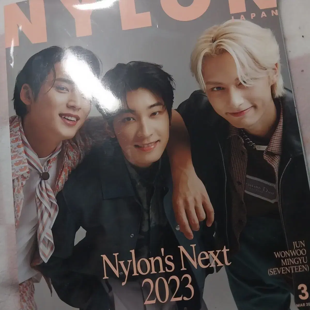 세븐틴 민규 원우 준 일본 나일론 화보 판매 nylon 포카 무나 나눔