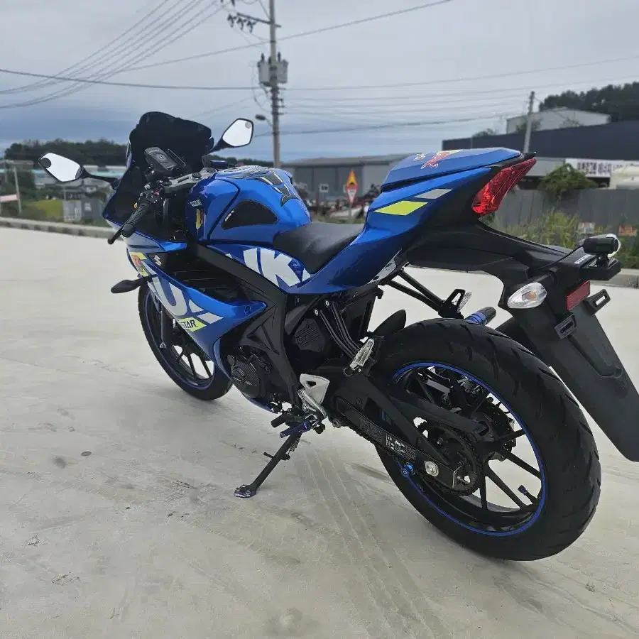 스즈끼 gsxr125 23년식 7000키로 신차급 390만원 저렴판매