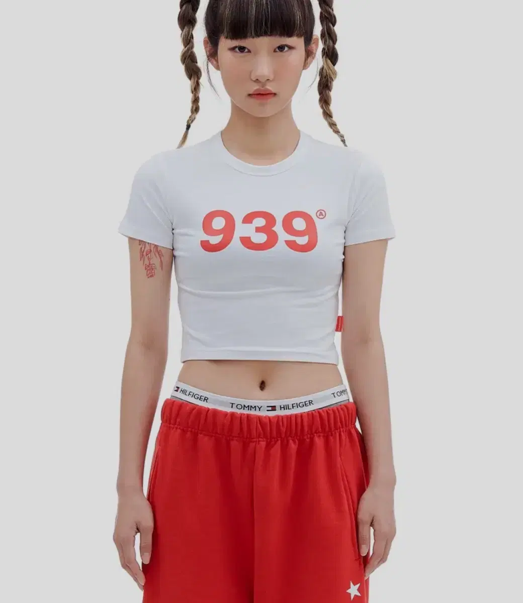 아카이브 볼드 반팔 크롭 티셔츠 939 LOGO CROP TOP (WH