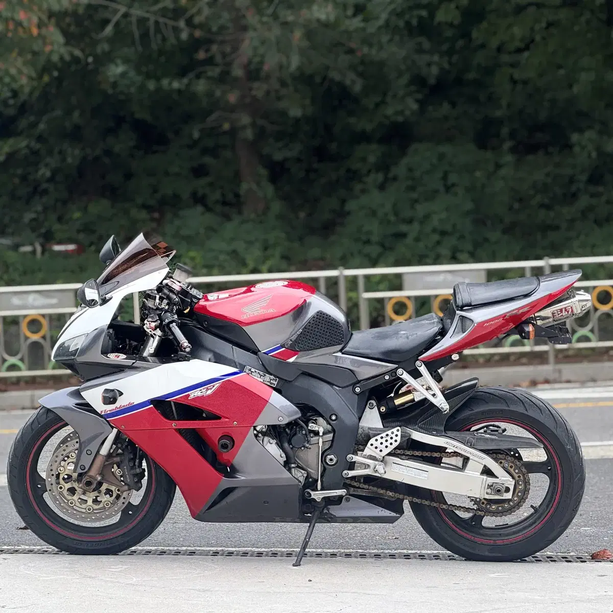 혼다 cbr1000rr 05년식/6만대키로수/요시무라구변완/풀컨디션/급매