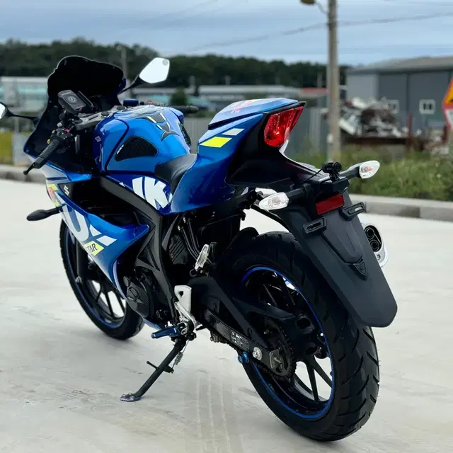 스즈키 gsxr 125 2023년 / 7천키로수 / 신차급 판매합니다