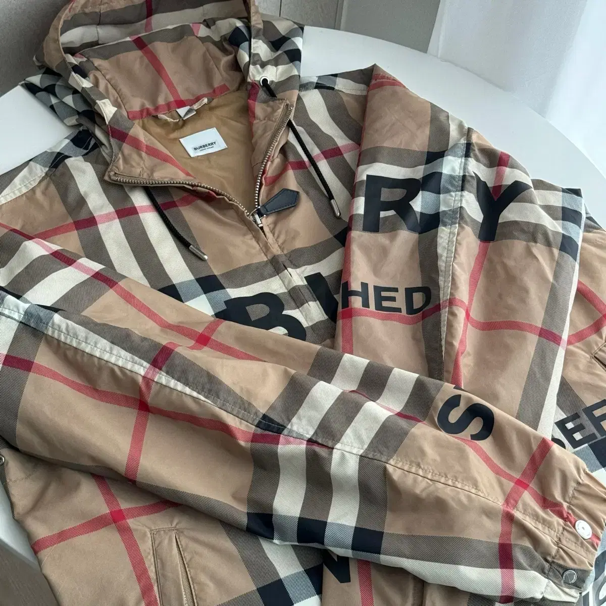 [M] Burberry Horseferry Windbreaker