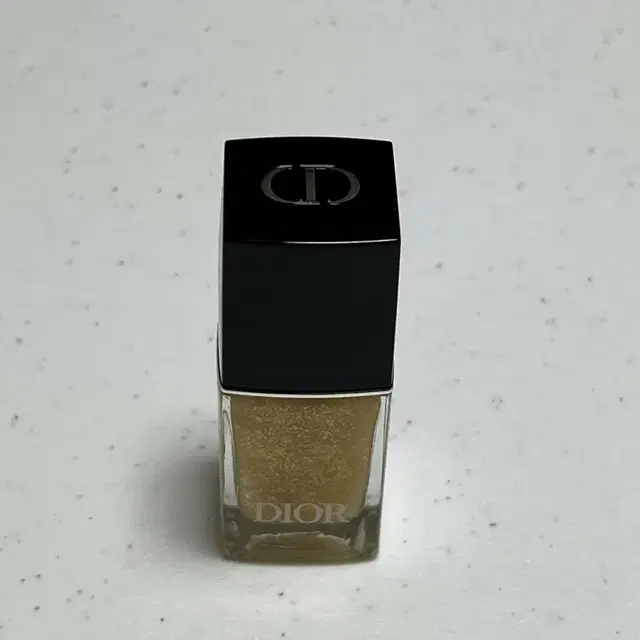 DIOR 디올 베르니 탑 코트 매니큐어 218 한정판