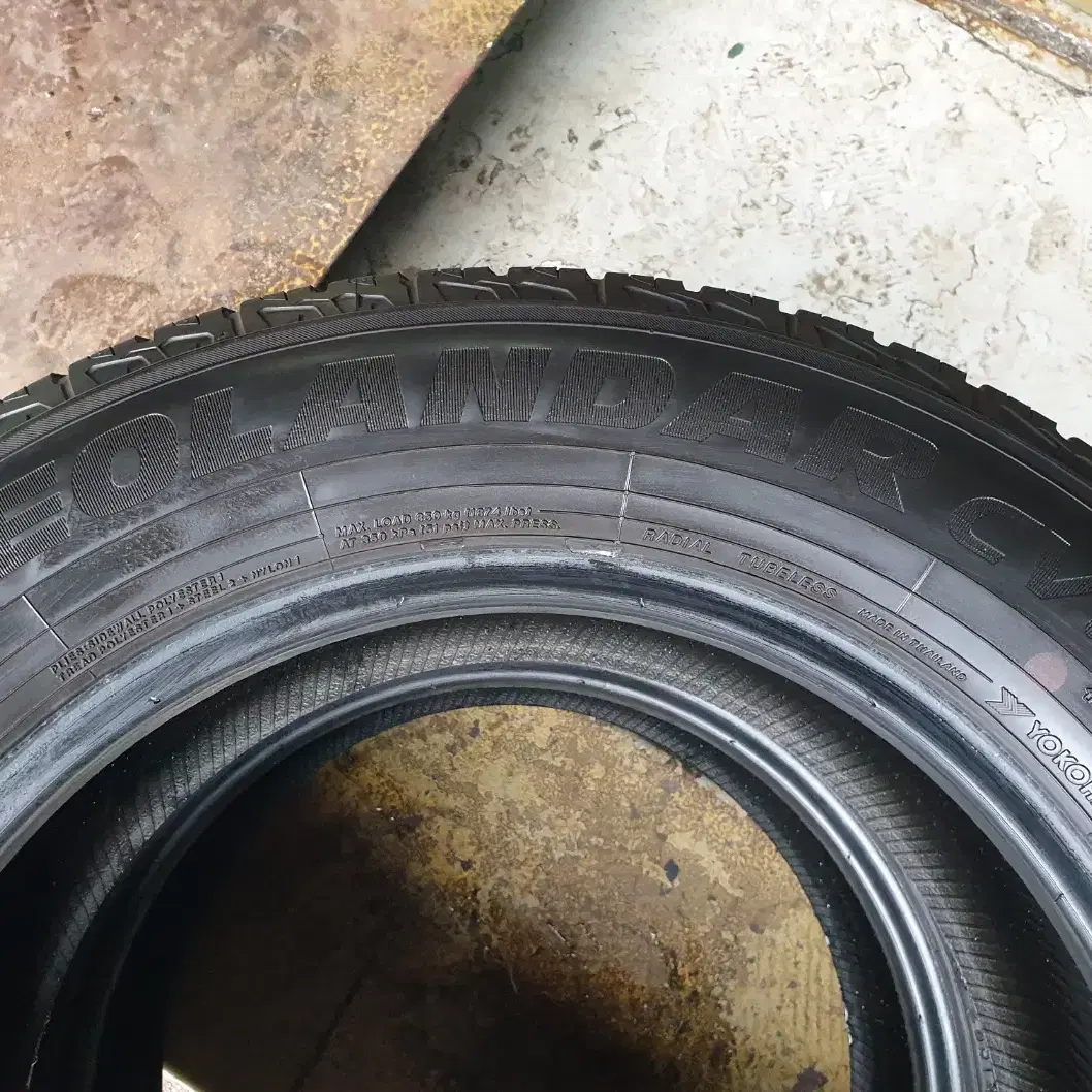 중고타이어 요코하마타이어 지오랜더CV 235/60R17 102V 2본세트