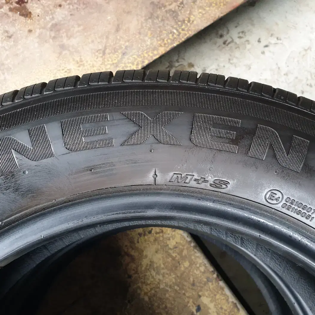 중고타이어 넥센타이어 로디안GTX 225/60R17 SUV용 2본세트