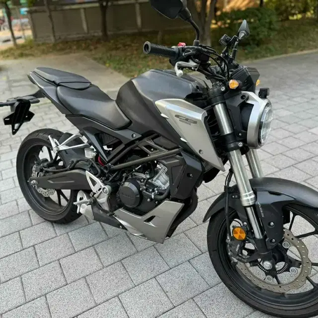 혼다 cb125r 19년형 abs 블박튜닝 팝니다