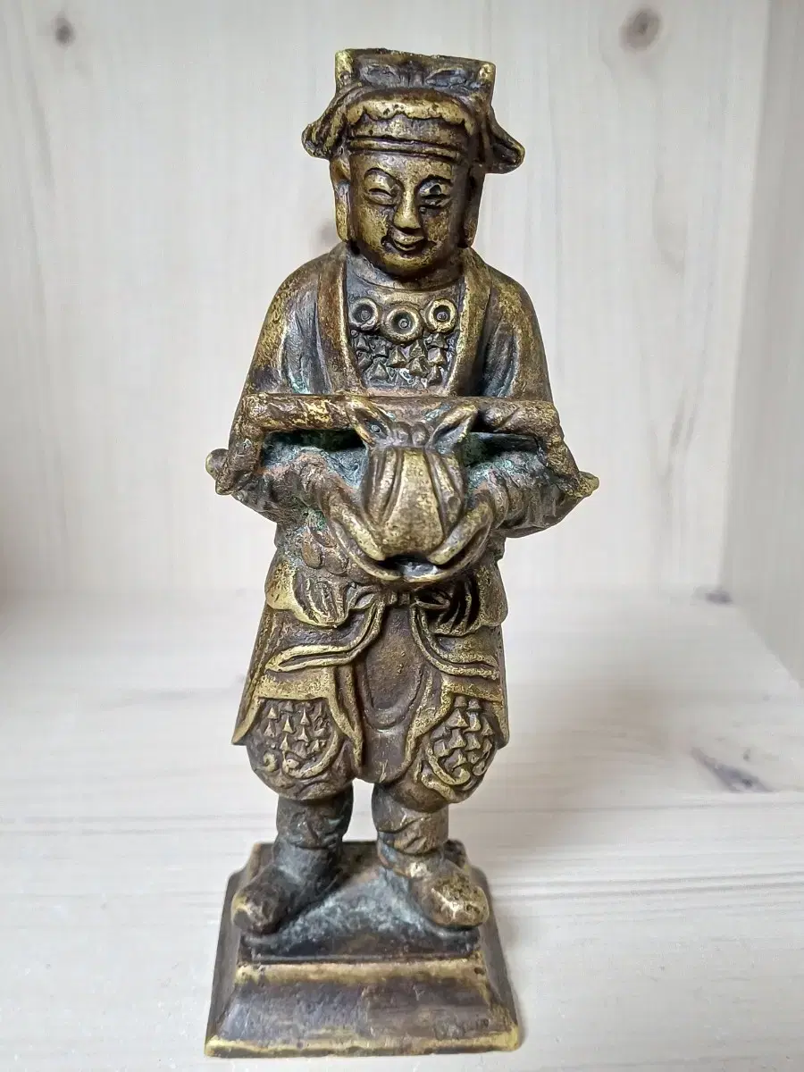 Keum bronze Uttar Bodhisattva