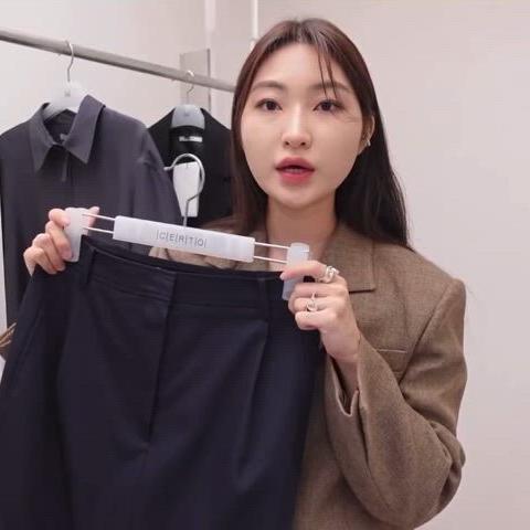 쎄르토 certo Out Pocket Stitch Skirt (Navy)