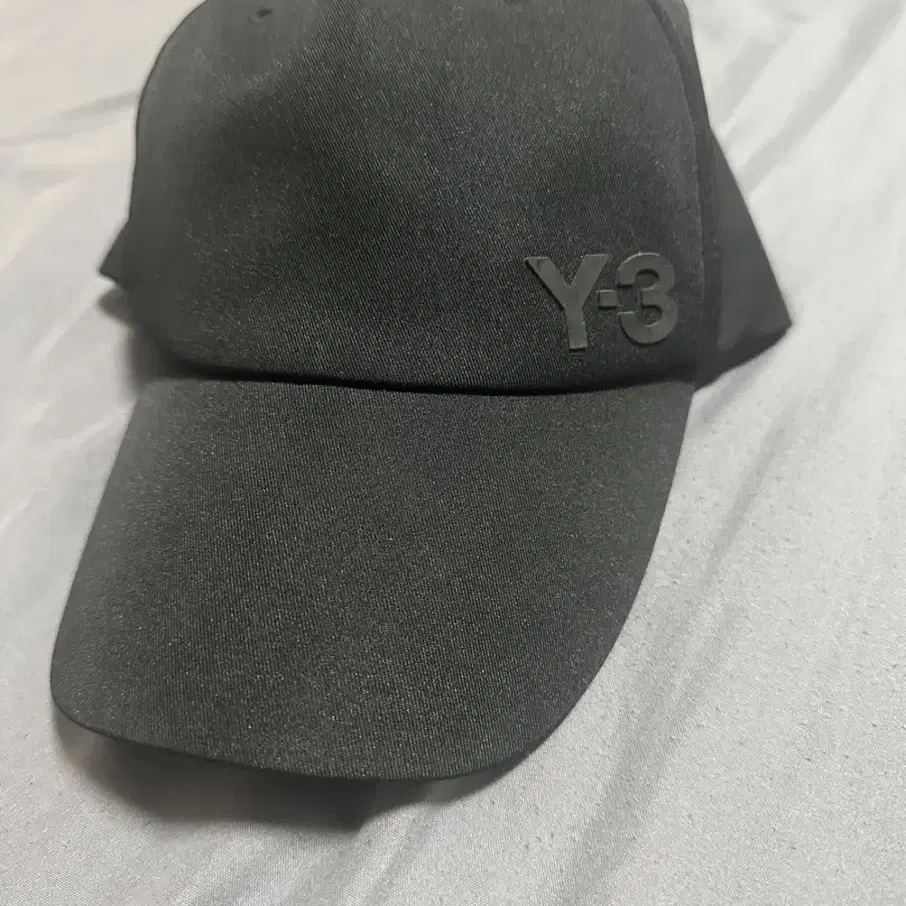 Y3볼캡