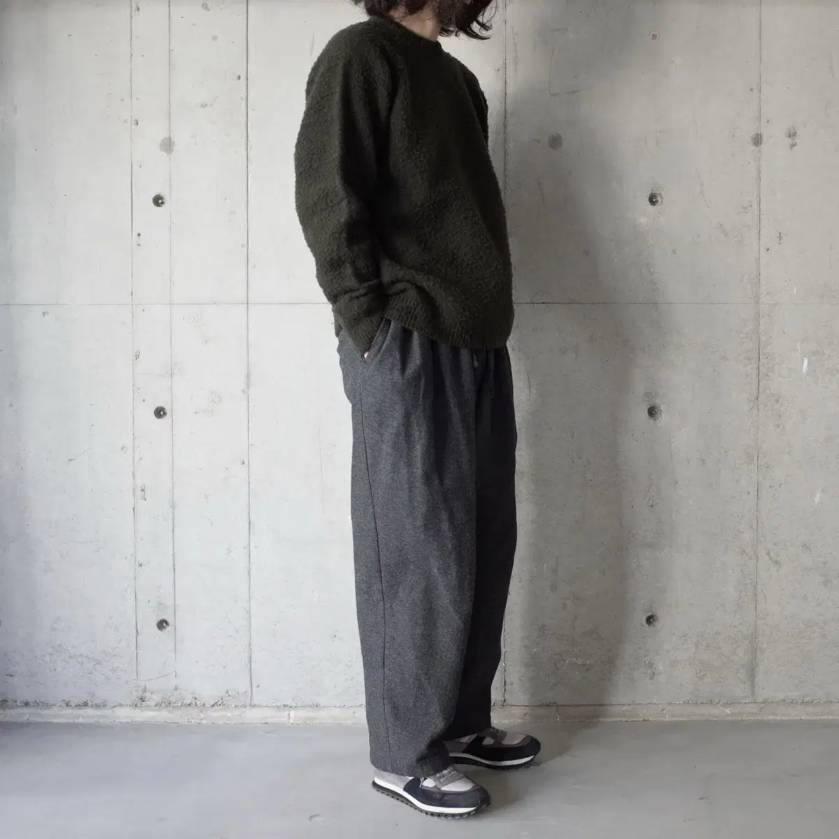 [1] 바토너 21FW Napping Wool Crew Neck