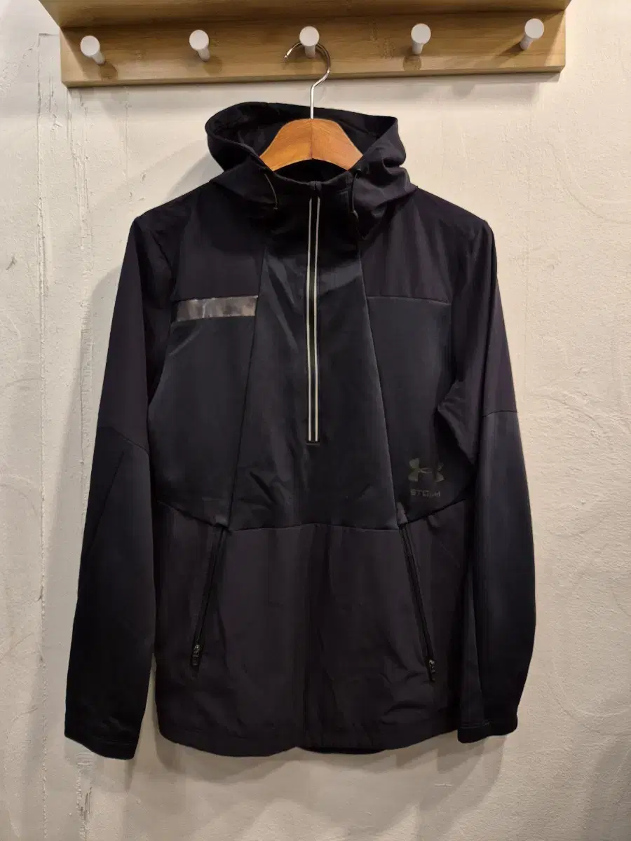 Under Armour Anorak