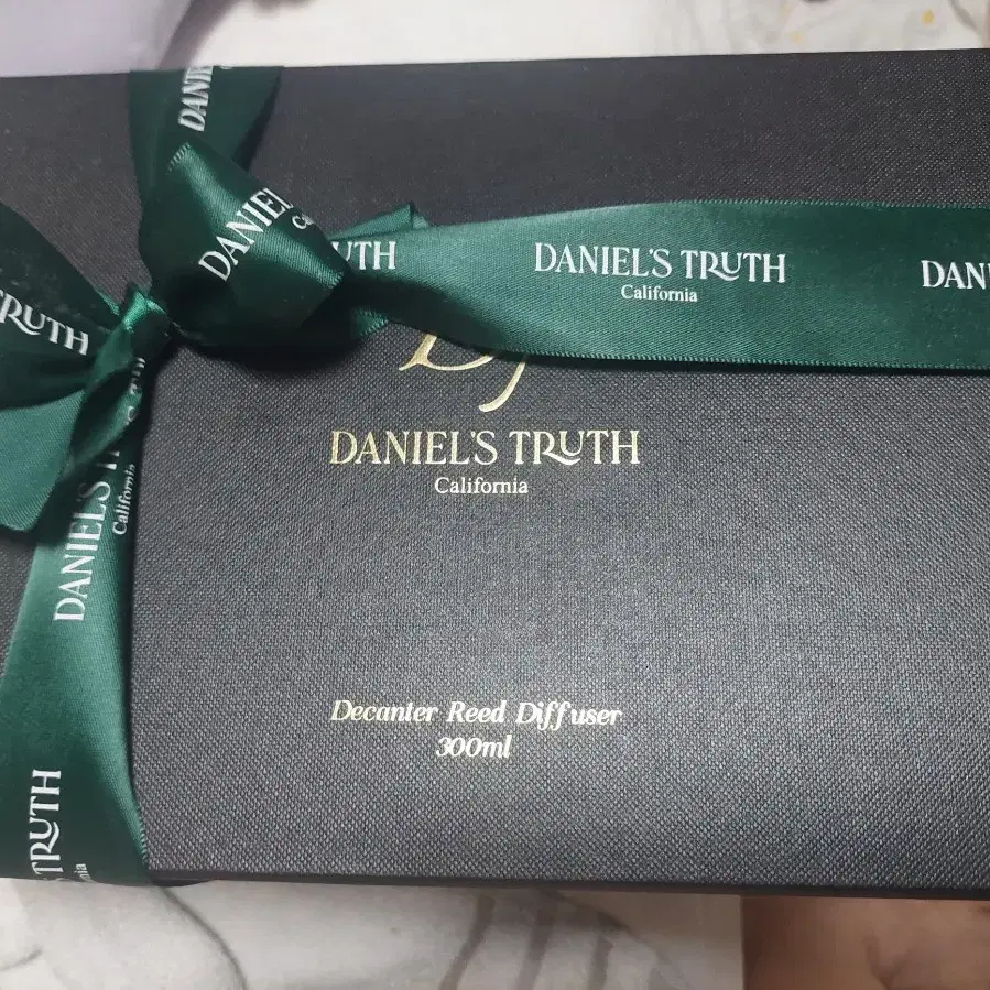 디퓨저  새상품 선물용 daniel truth