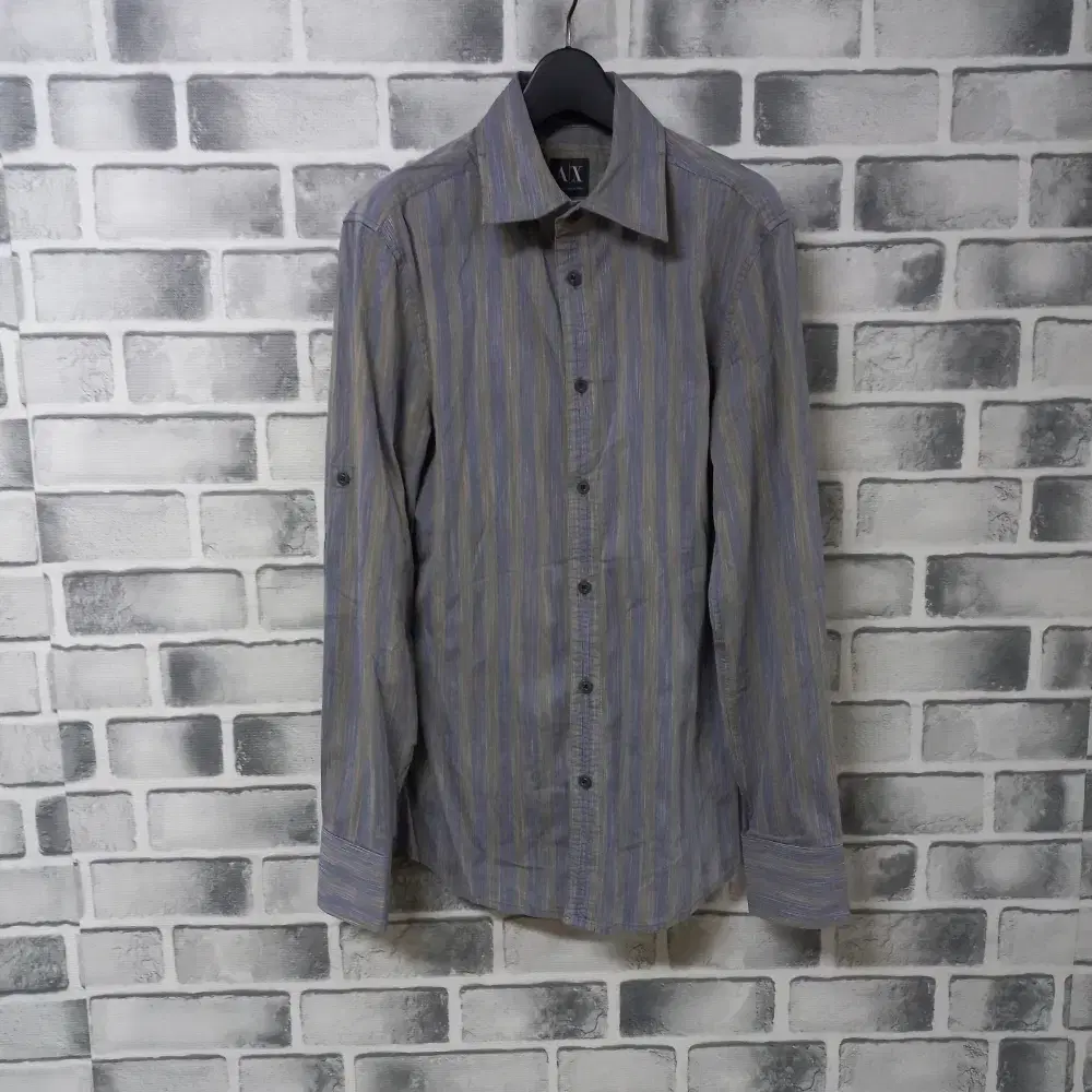 9-20/Armani Exchange bloo Striped Shirt Men's S