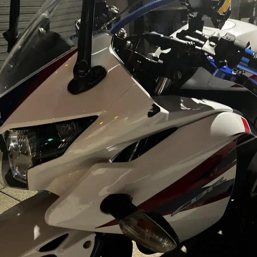 건담 CBR125