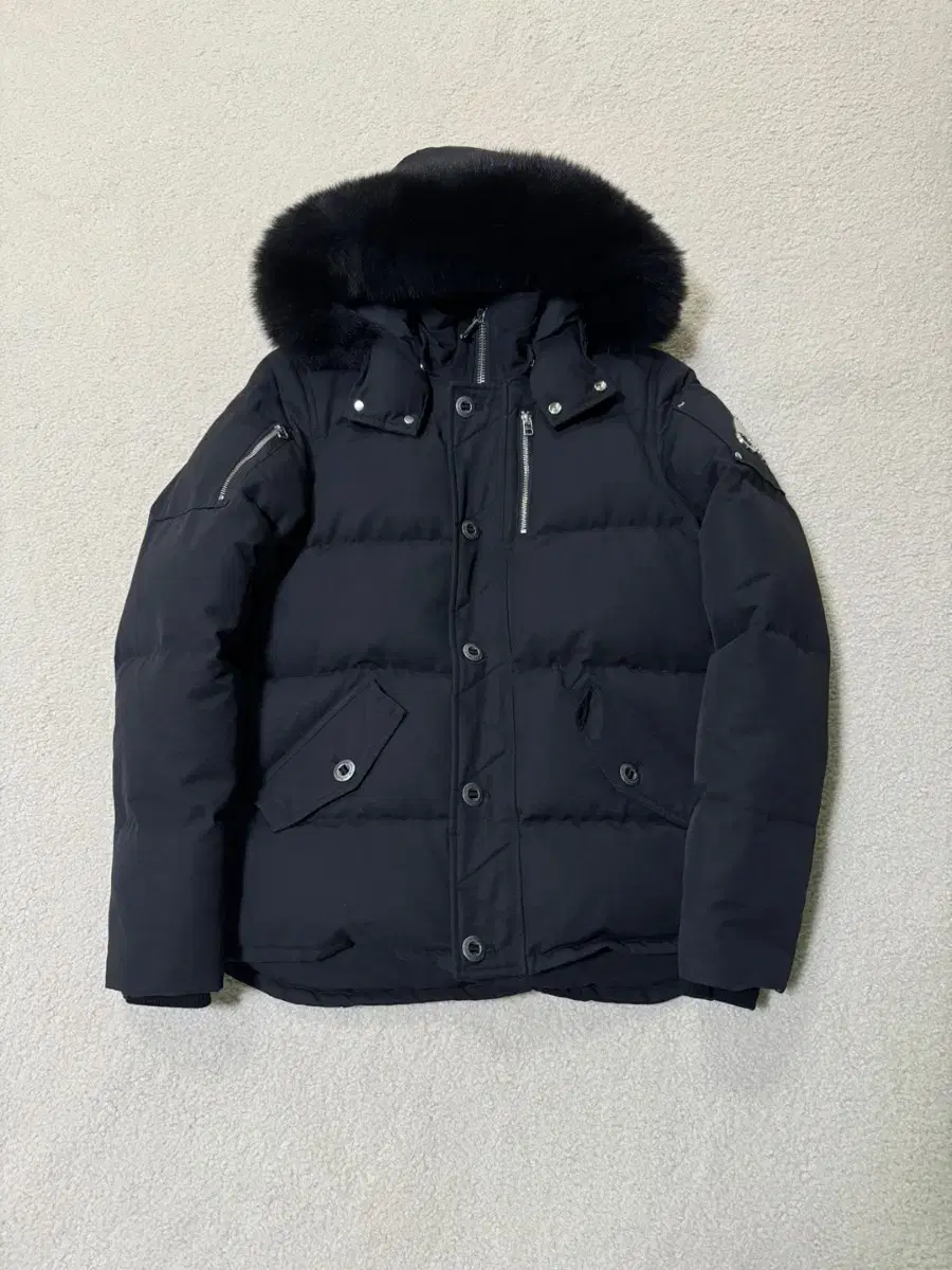 Moose Knuckle Three-Quarter Black/Black Fur Puffer Jacket M Store Edition