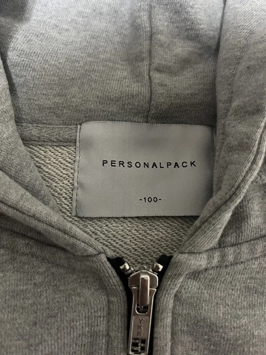 Personalpack gray hooded zip-up 100 size new (today 2.2)