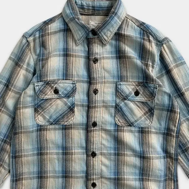 vintage blue plaid wortk shirt