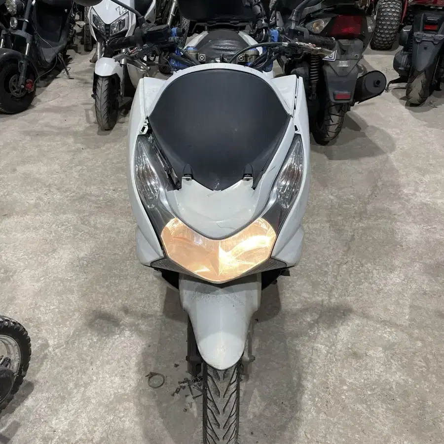 14년식 혼다 pcx125 35만원