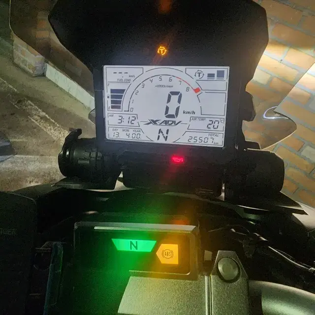 2020 xadv750 판매합니다.