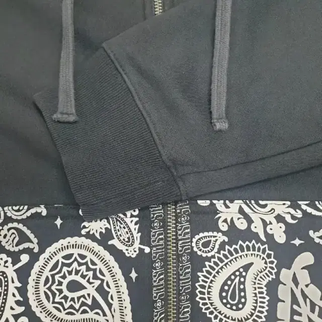 [M] Stussy paisley hoodie 스투시 페이즐리 후드집업