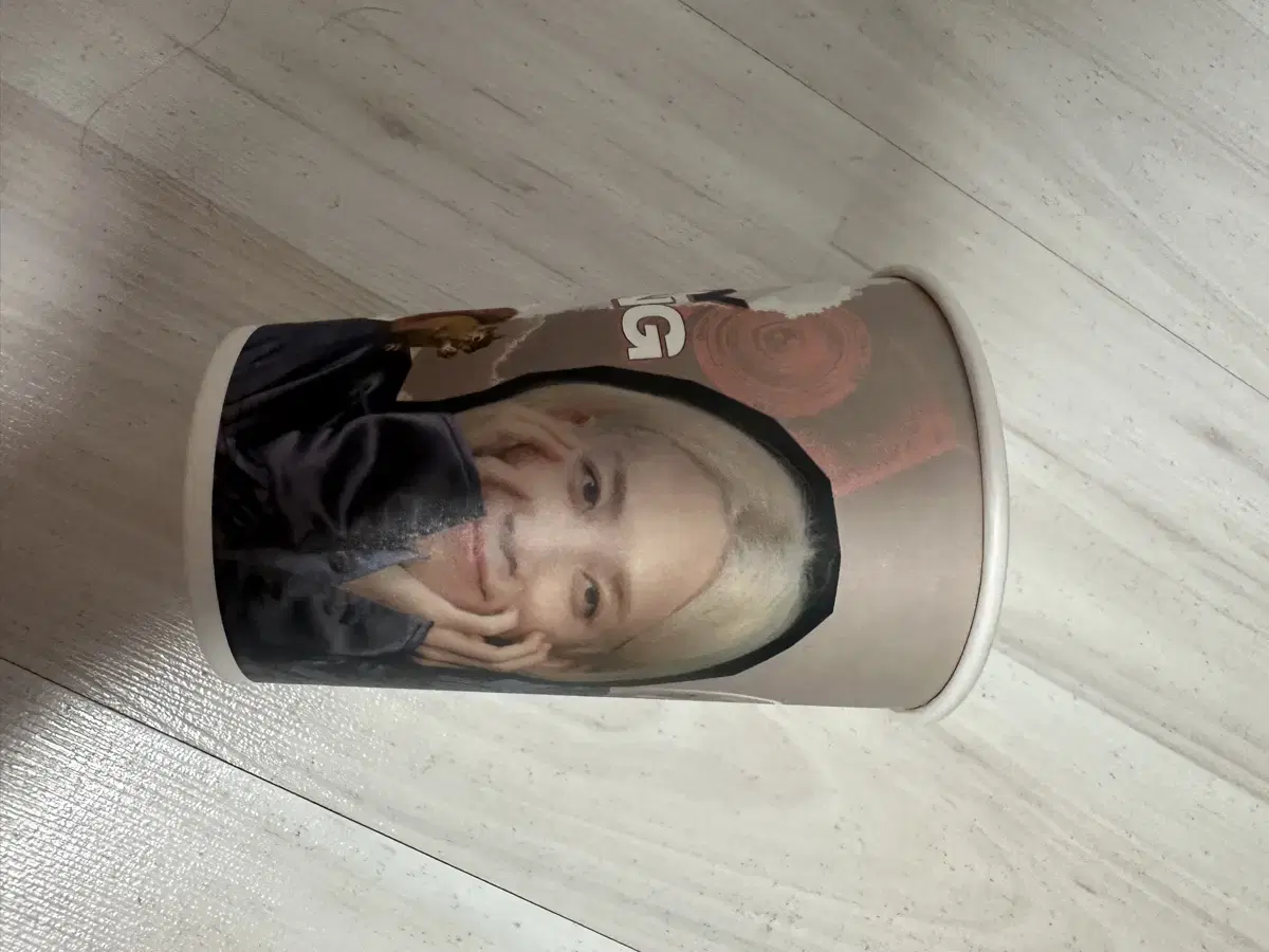 Seventeen yoon jeonghan birthday cafe cup holder