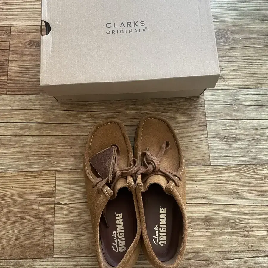 Clarks Wallabee Cola 클락스 왈라비 콜라(240)